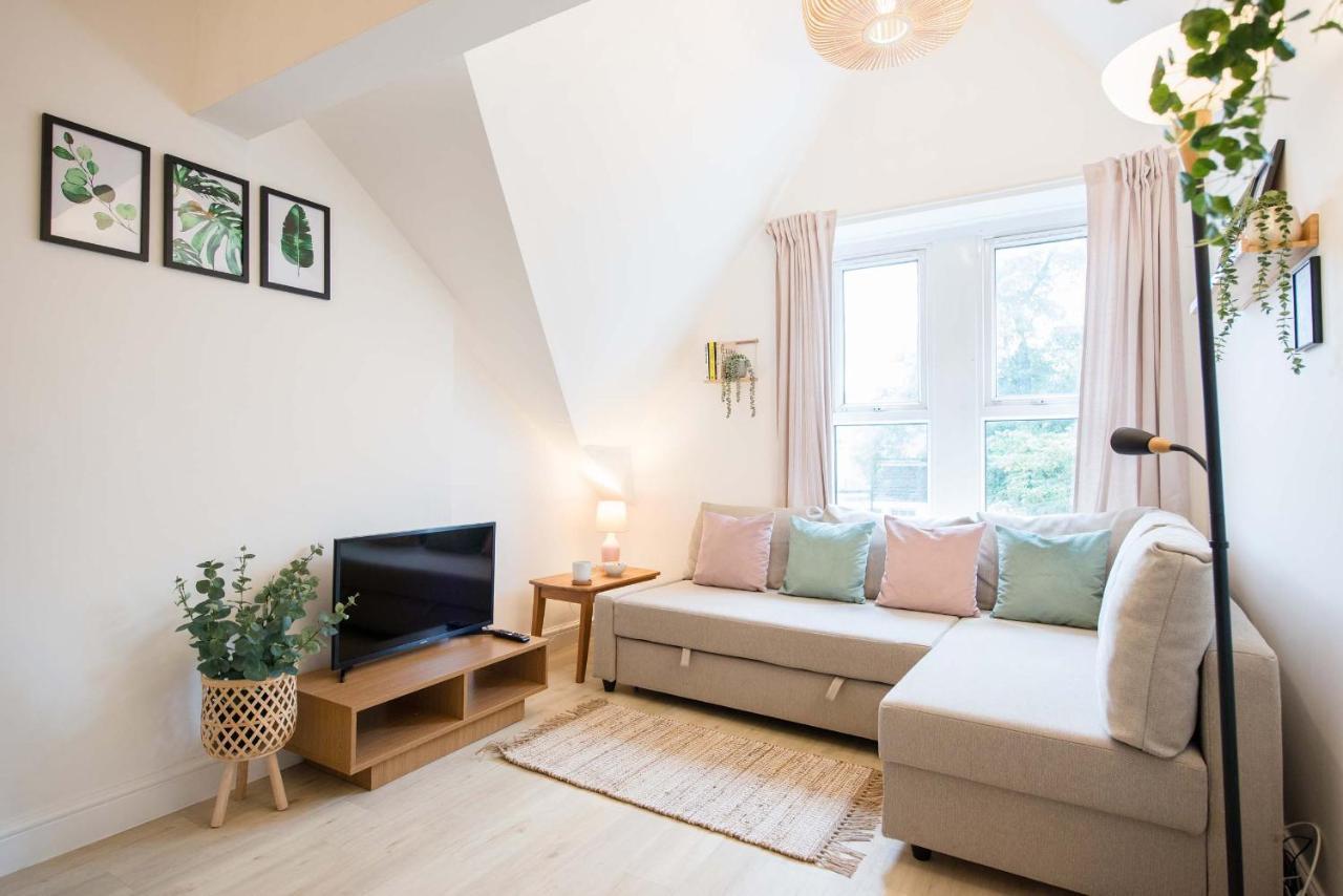 1 Bed Central Loft Near Stadium